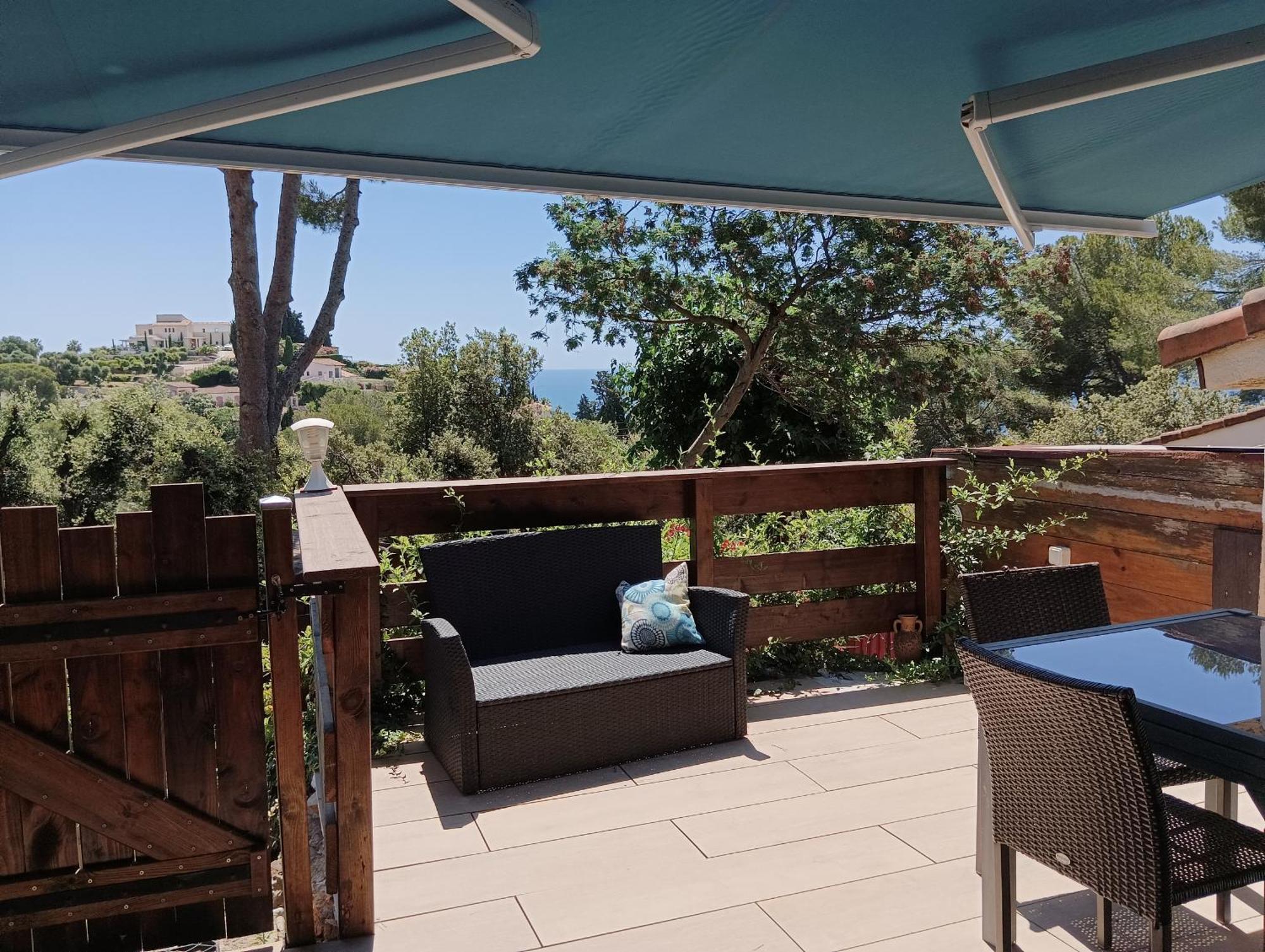 Petite Maison Au Calme - Piscine En Copropriete, Terrasse, Mer, Clim Валлорис Экстерьер фото